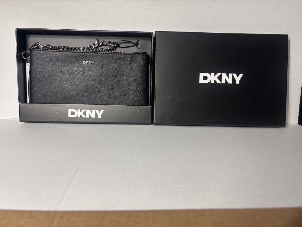 DKNY Bryant Park Boxed Wr Purse New